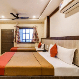 Poloar Blanket Brown Color Double 90X90 for Hospitality & Home Use