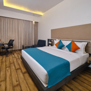 Diamond Design Cuhsion With Bed Runnner Premium for Hospitality & Home Use